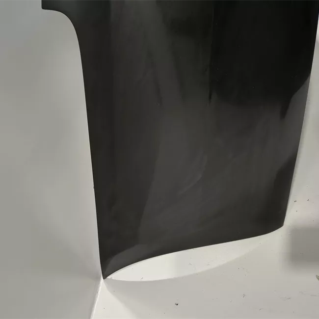 Paraurti posteriore con primer/sens parch