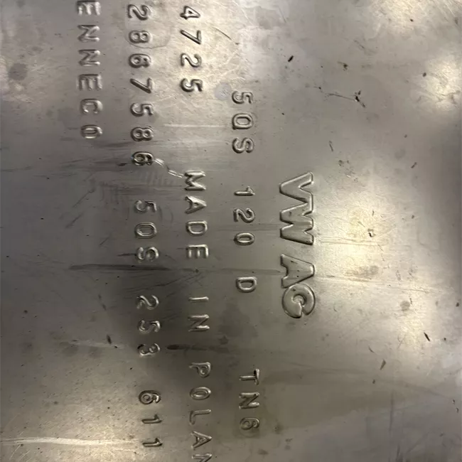 Silenziatore posteriore con tubo centrale