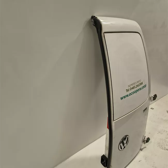 Porta carico posteriore a battente destra