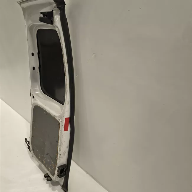 Porta carico posteriore a battente destra