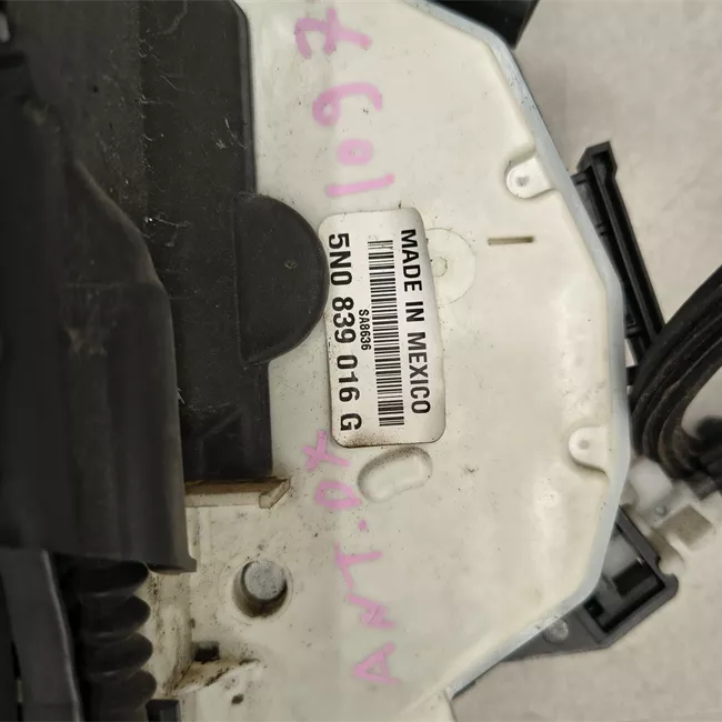 Serratura porta anteriore destra