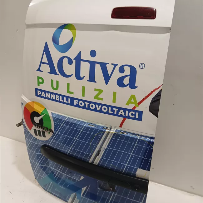 Porta carico posteriore a battente sinistra Lamierata