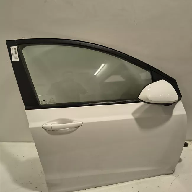 Porta anteriore destra