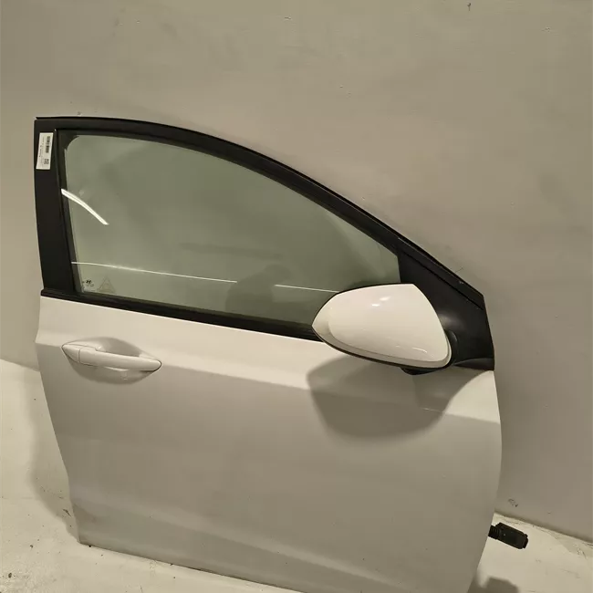 Porta anteriore destra