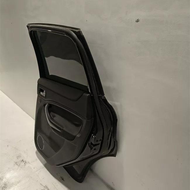 Porta posteriore destra