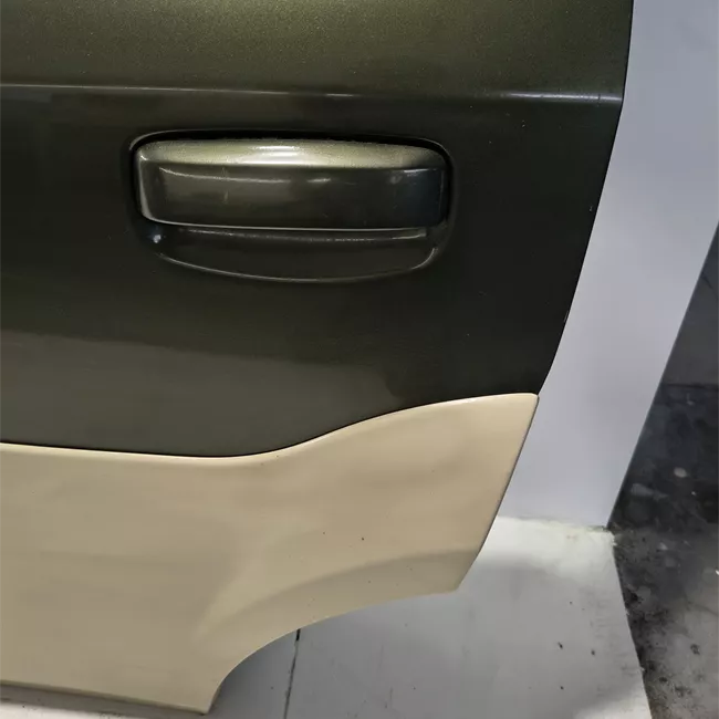 Porta posteriore sinistra