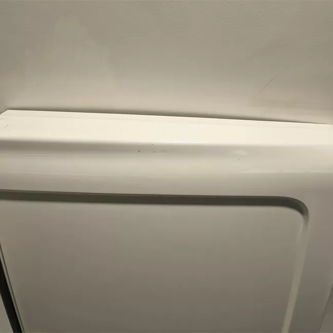 Porta carico posteriore a battente destra