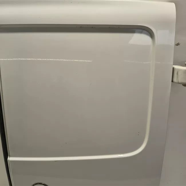 Porta carico posteriore a battente destra