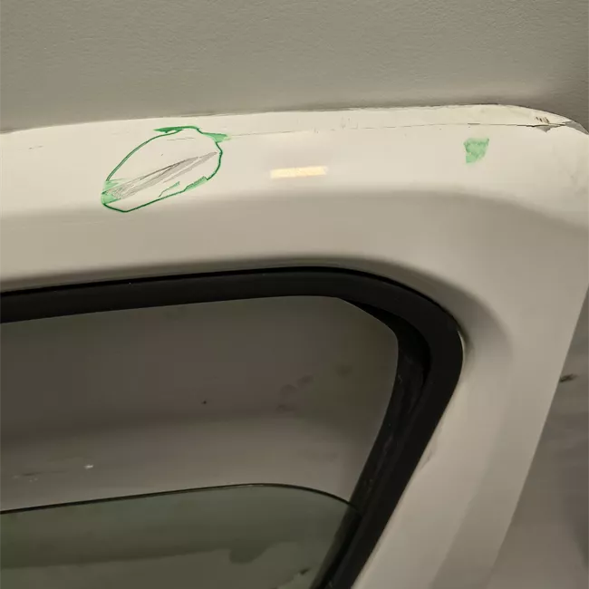 Porta anteriore sinistra