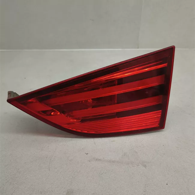 Fanale posteriore parte interno destro