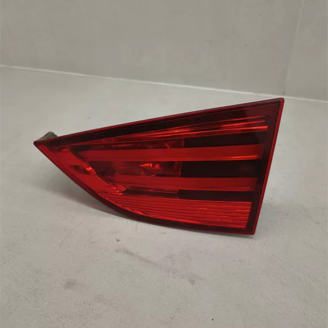 Fanale posteriore parte interno destro