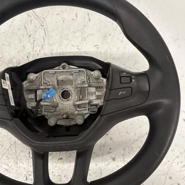 Volante Schiuma con comando radio nero