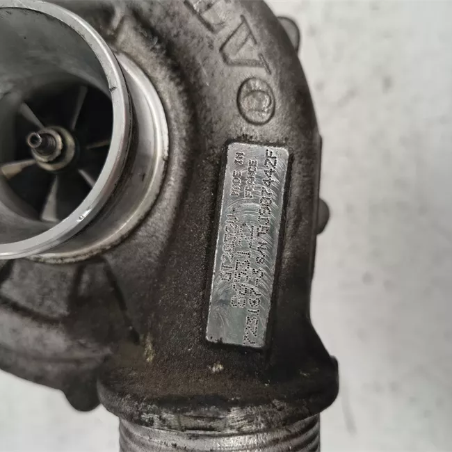 Turbocompressore rotazionale ione