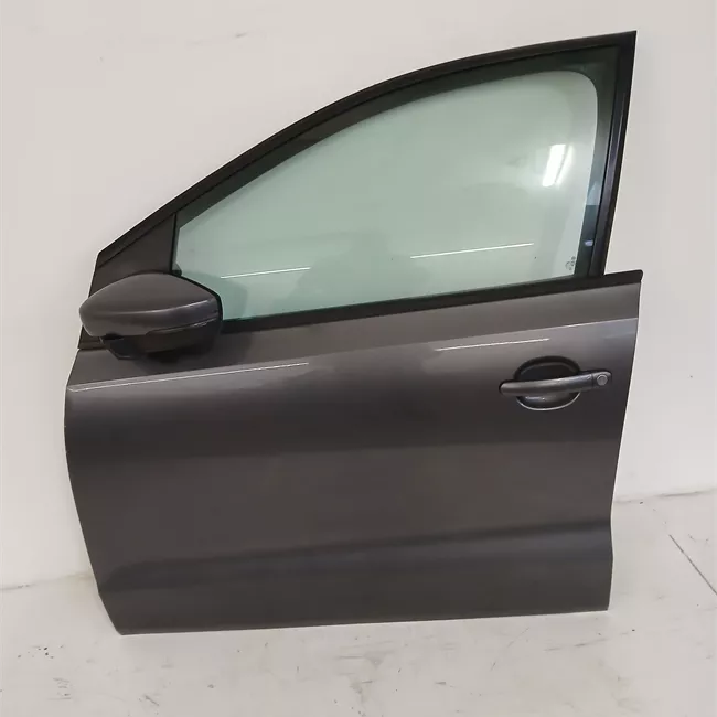 Porta anteriore sinistra
