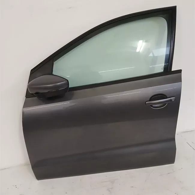 Porta anteriore sinistra