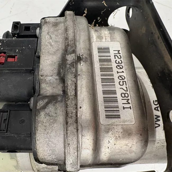 Pompa servosterzo con elettromotore