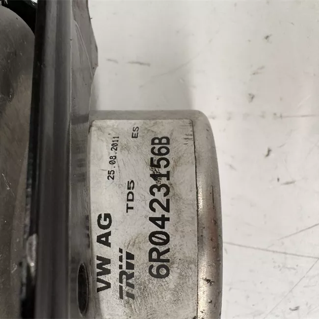 Pompa servosterzo con elettromotore