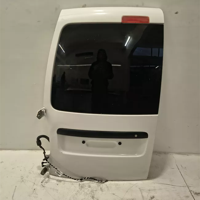 Porta carico posteriore a battente sinistra
