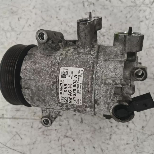 Compressore aria condizionata rotazionale