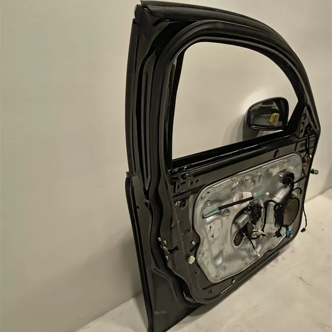 Porta anteriore sinistra