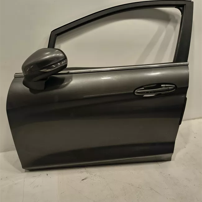 Porta anteriore sinistra