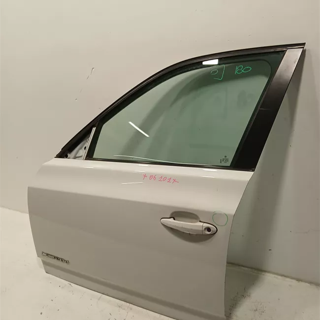 Porta anteriore sinistra