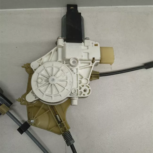 Alzacristallo elettrico porta anteriore destro con motorino