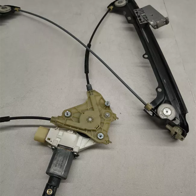 Alzacristallo elettrico porta anteriore sinistro con motorino