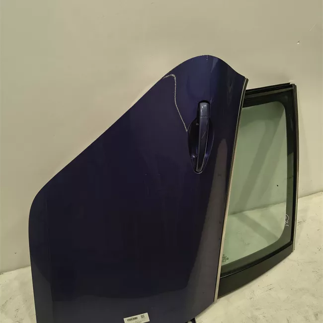 Porta posteriore destra
