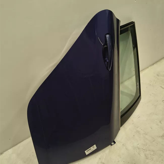 Porta posteriore destra