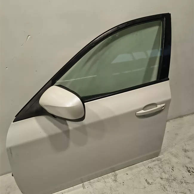 Porta anteriore sinistra