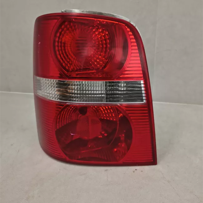 Fanale posteriore sinistro rosso