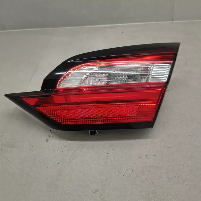 Fanale posteriore parte interno destro Led