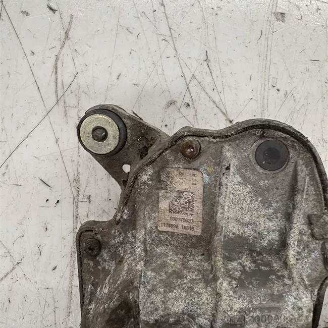 Motorino tergiparabrezza destro