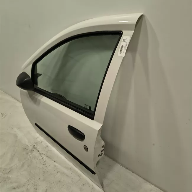 Porta anteriore sinistra
