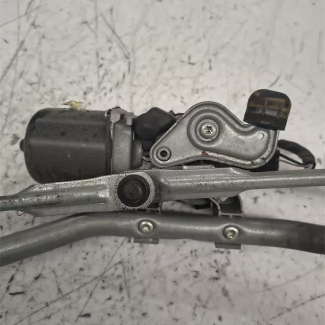 Meccanismo tergiparabrezza con motorino