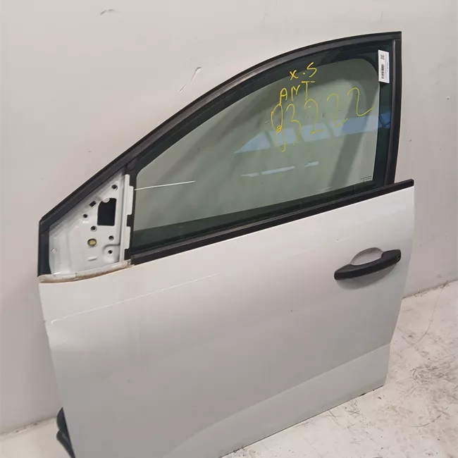 Porta anteriore sinistra