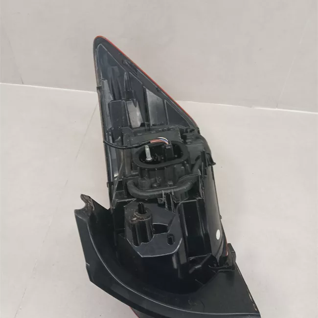 Fanale posteriore sinistro
