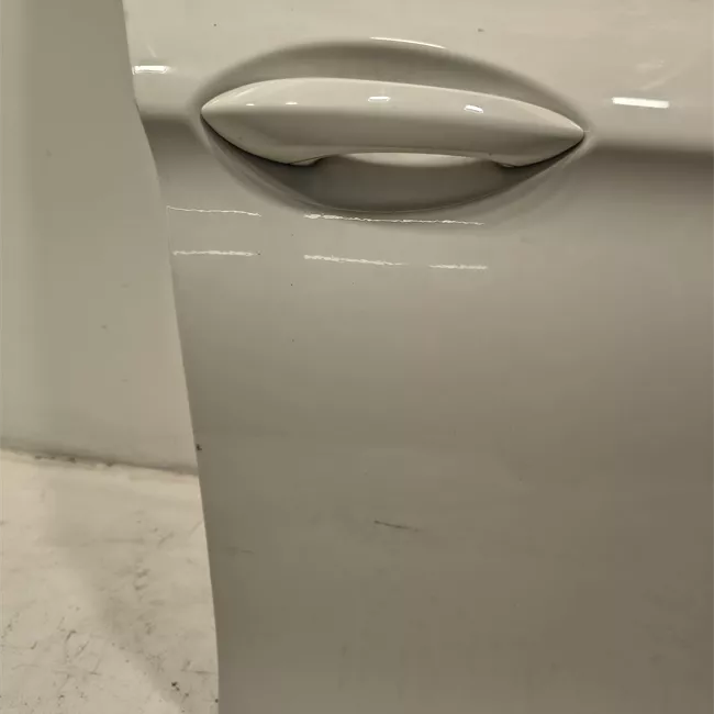 Porta anteriore destra
