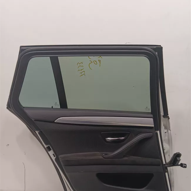 Porta posteriore sinistra