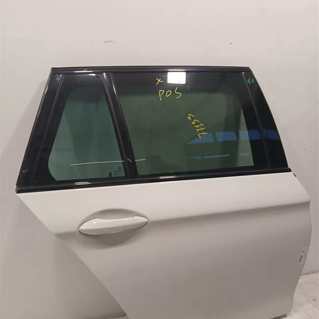 Porta posteriore destra